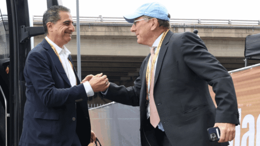 Textor justifica demissão de Renato Paiva por "quebra de princípios"