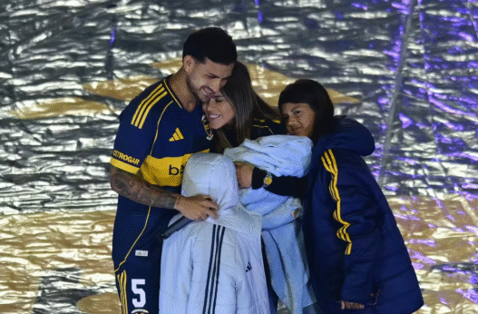 Com festa na Bombonera, Paredes retorna ao Boca Juniors