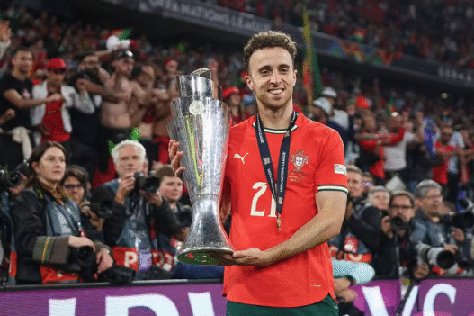 Futebol de luto: Diogo Jota morre em acidente de carro na Espanha aos 28 anos