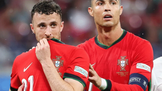 Cristiano Ronaldo se despede de Diogo Jota em redes sociais