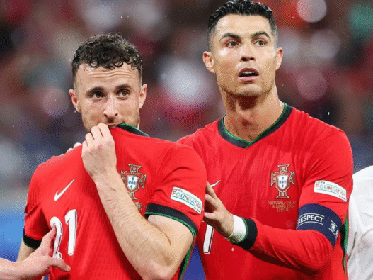 Cristiano Ronaldo se despede de Diogo Jota em redes sociais