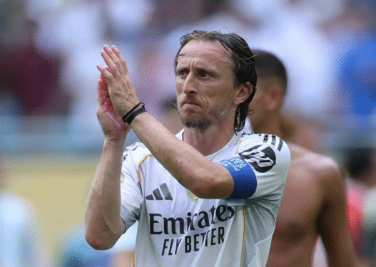 Luka Modric é anunciado pelo Milan