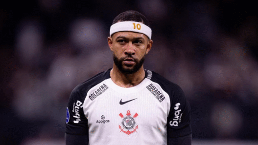 Pendências com Memphis Depay preocupam o Corinthians