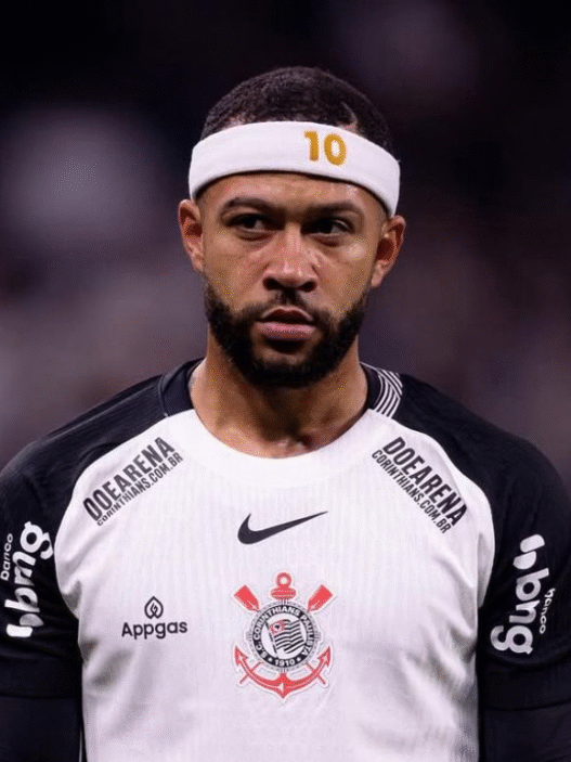 Pendências com Memphis Depay preocupam o Corinthians