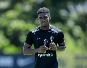 Corinthians sofre “transfer ban” da Fifa por dívida com o Santos Laguna
