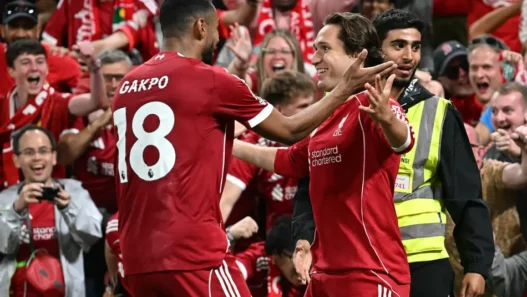 Liverpool estreia com vitória por 4 a 2 sobre o Bournemouth na Premier League