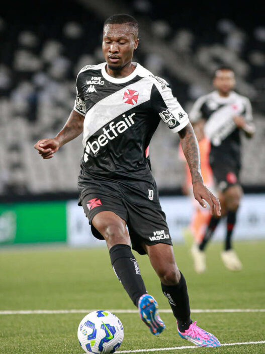 Loide Augusto pode deixar o Vasco e voltar ao futebol turco