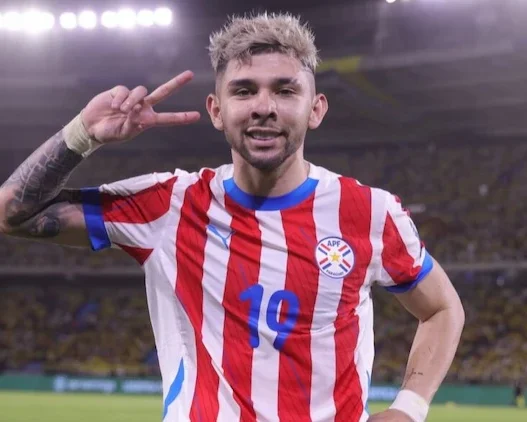Palmeiras avalia contratação de Julio Enciso