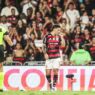 Flamengo detona o Vitória no Maracanã com show de Pedro, Arrascaeta e Lino