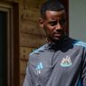 Newcastle afasta Isaak; confira o motivo