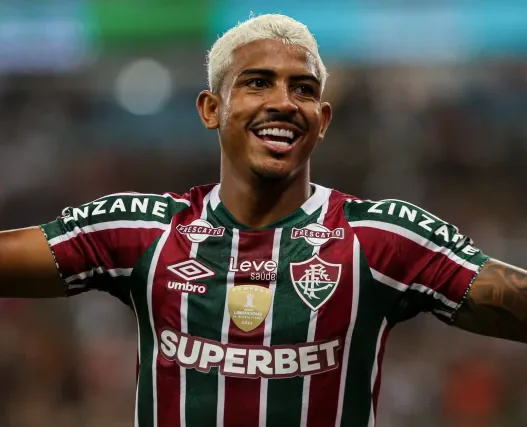 Shakhtar Donetsk apresenta proposta por John Kennedy