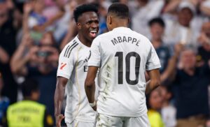 Mbappé marca e Real vence na abertura do Campeonato Espanhol