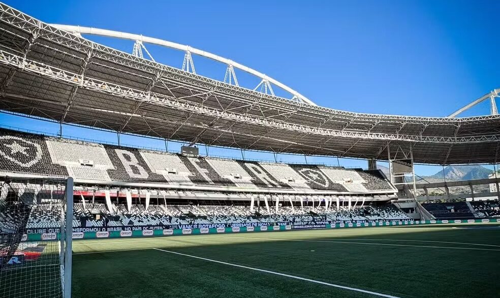 Botafogo x Flamengo: Odds, onde assistir, horário e escalações 15/02