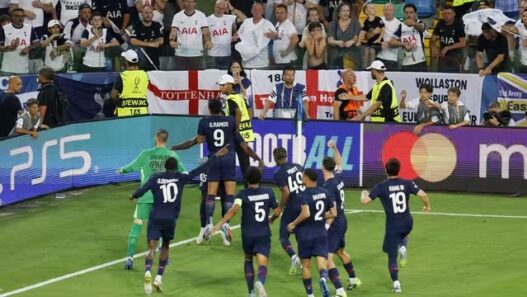 PSG bate o Tottenham e conquista Supercopa da Europa