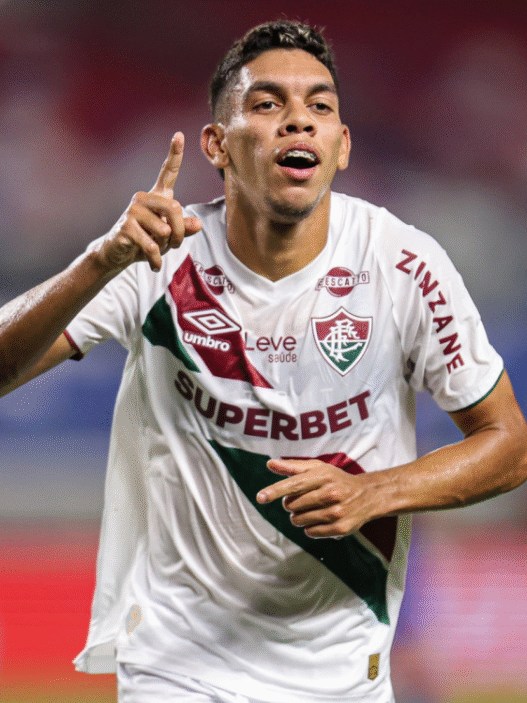 Ceará faz proposta por Paulo Baya, do Fluminense