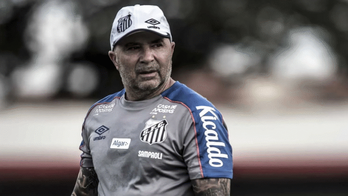 Jorge Sampaoli negocia retorno ao Santos, segundo jornalista