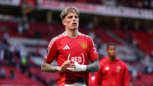 Chelsea acerta contratação de Alejandro Garnacho