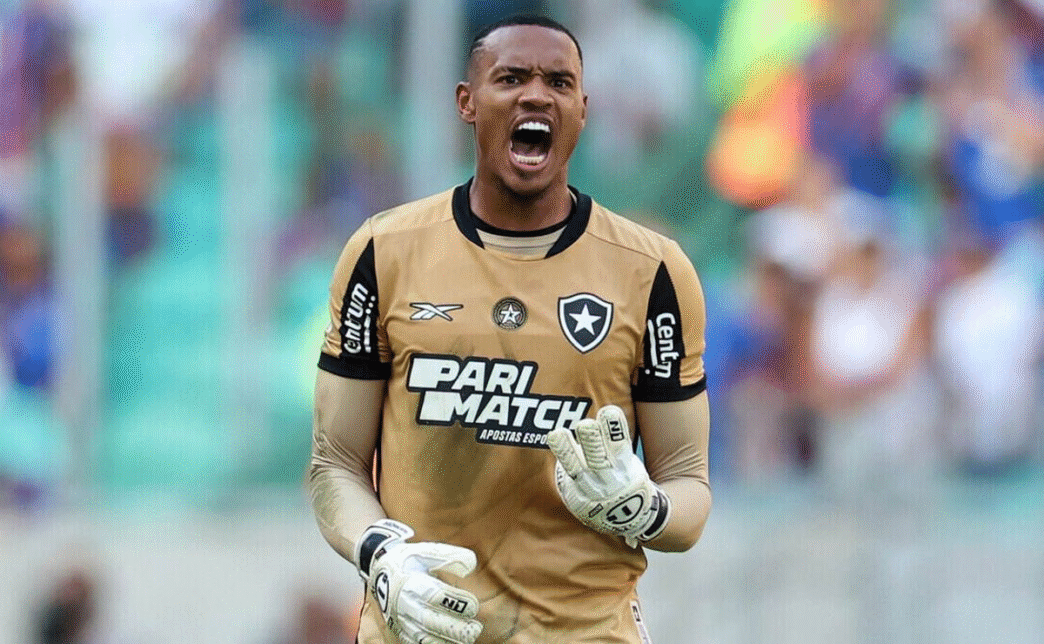 John não acerta com o West Ham e deve permanecer no Botafogo