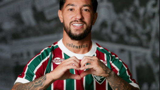 Fluminense oficializa contratação de Lucho Acosta por contrato até 2028