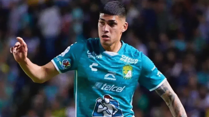 Santos encaminha contratação de Adonís Frías para reforçar a zaga