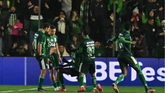Juventude vence Corinthians e respira no Brasileirão