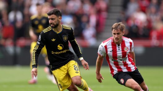 Manchester United tropeça novamente e perde para o Brentford na Premier League