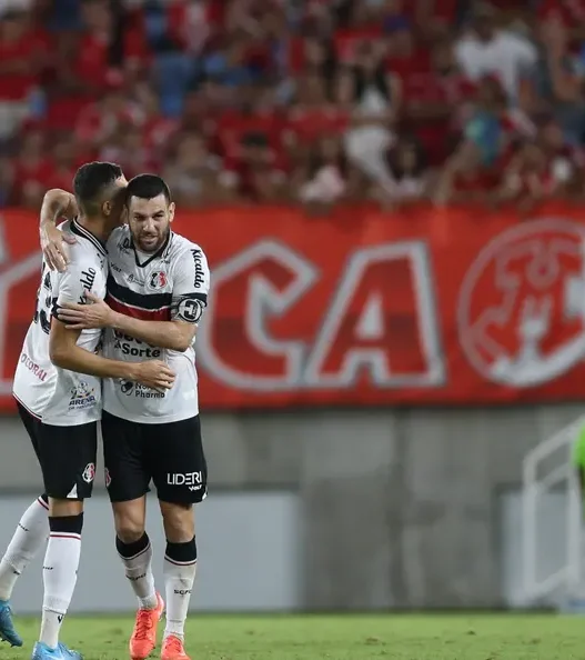 Série D define acessos: Santa Cruz, Maranhão, Inter de Limeira e Barra-SC sobem para a Série C 2026