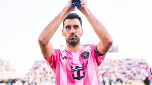 Revolucionário camisa 5, Busquest vai deixar os gramados