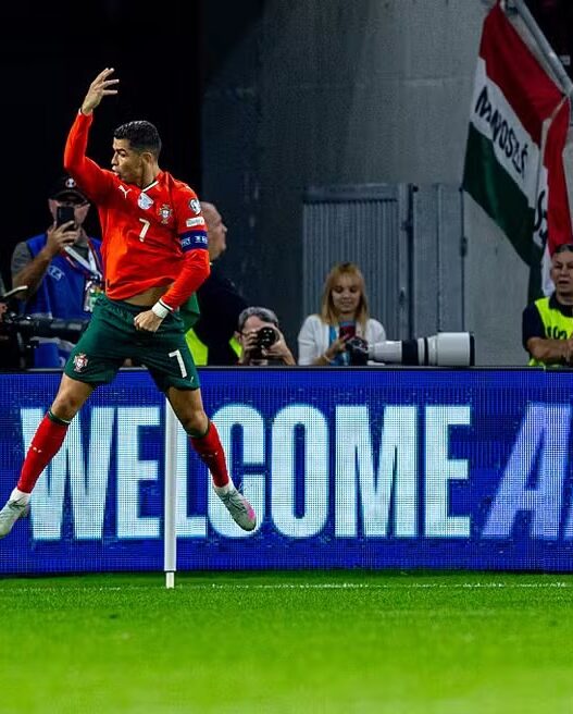 Cristiano Ronaldo é eleito melhor de todos os tempos em seu país