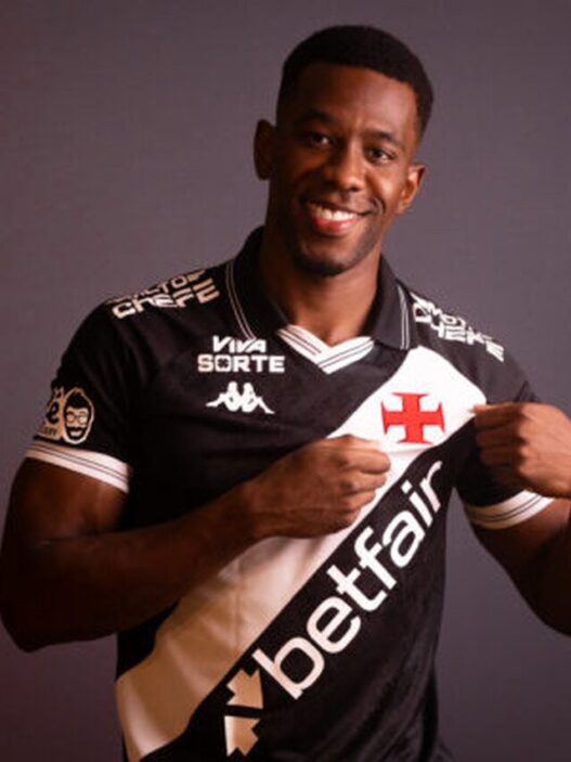 Vasco anuncia defensor Carlos Cuesta