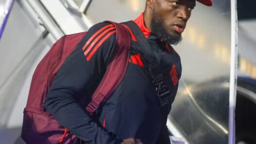 Pela porta dos fundos? Enner Valencia deixa o Internacional