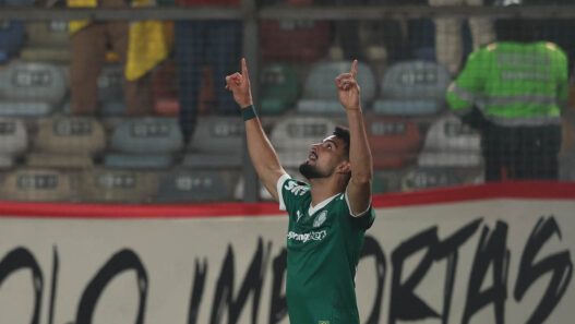 Palmeiras busca ampliação de contrato com Flaco López