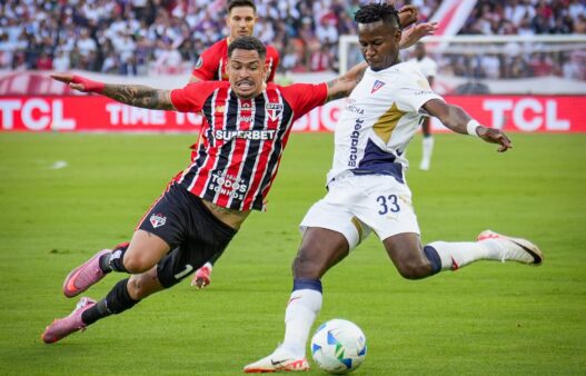 São Paulo decepciona e perde da LDU, na Altitude