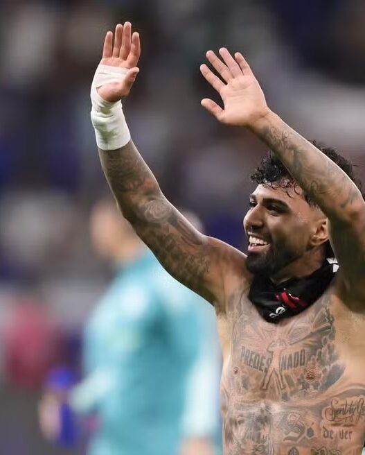 Recado para Atlético e Flamengo? Gabigol enaltece Cruzeiro em rede social