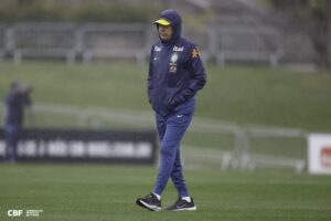 Ancelotti comenta ausência de Neymar: "É uma decisão técnica que se baseia em muitas coisas."