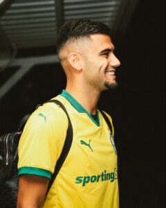 Andreas Pereira desembarca no Brasil e é integrado ao elenco do Palmeiras