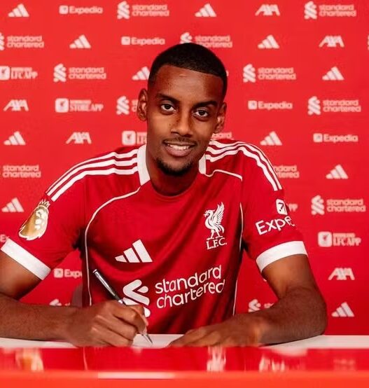 Com Liverpool no topo, ingleses gastam mais no último dia da janela; veja resumo