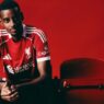 Novo atacante do Liverpool se defende de críticas: "Não posso controlar tudo"