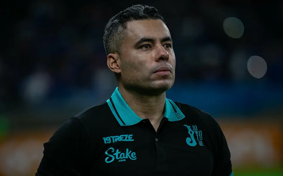 Vitória acerta com Jair Ventura para tentar escapar do rebaixamento