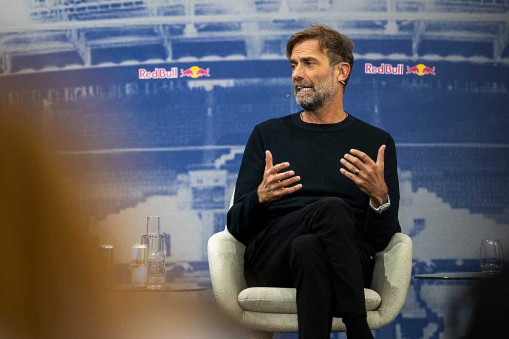 Klopp brinca e afirma que quase não frequentou cinema enquanto técnico