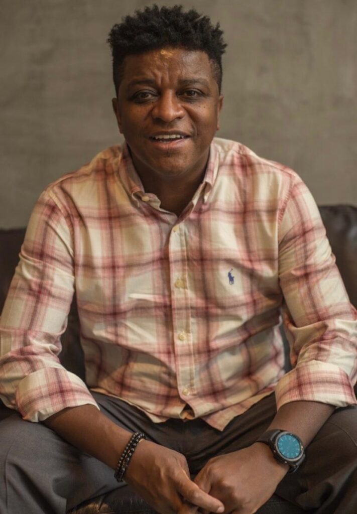 Vale a Escrita: Marcelo Carvalho e a luta do futebol contra o racismo, denúncias e a esperança por punições severas