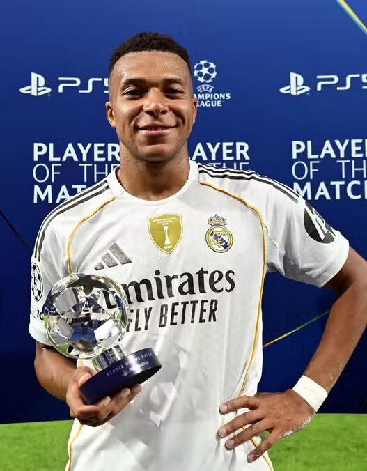 Mbappé soma média de gols de 1,4 por partida e brilha no Real