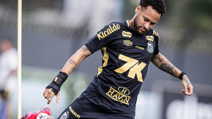 Neymar segue em recuperação: veja previsão de retorno