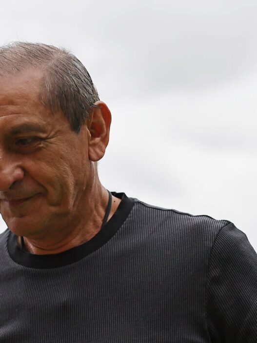 Inter fecha com o técnico Ramón Díaz