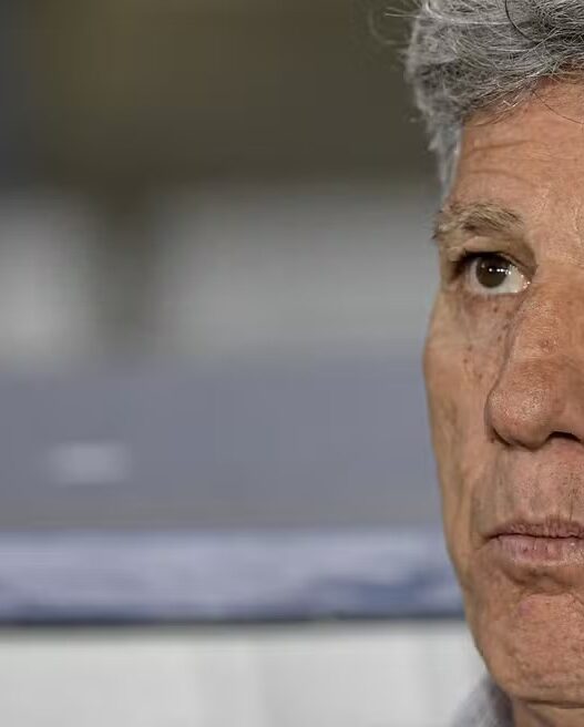 Fluminense tentou convencer Renato não deixar o time