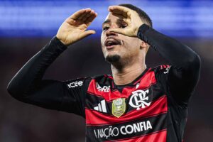 Veja quantos os clubes brasileiros gastaram na janela e seus saldos