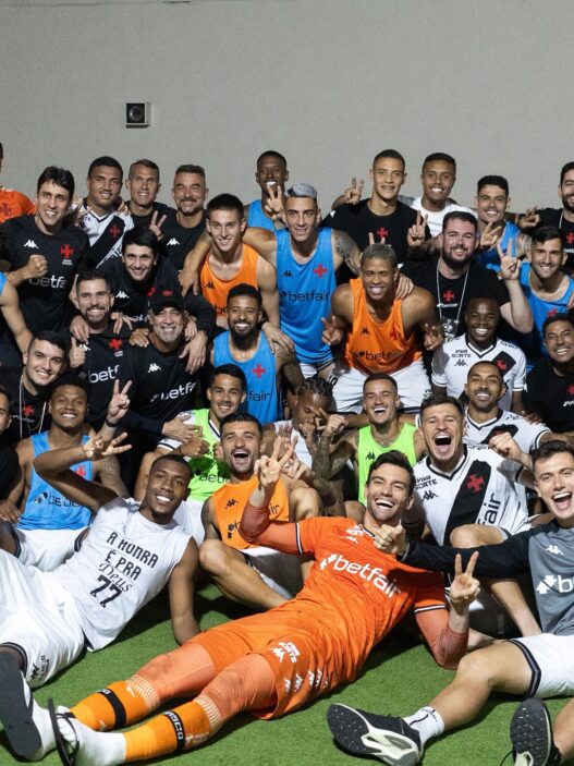 Léo Jardim explica sucesso dos pênaltis no Vasco