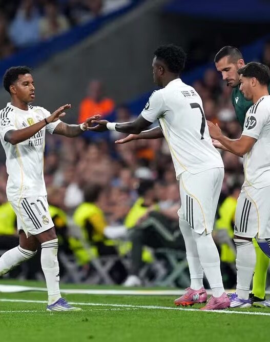 Vini Jr. x Rodrygo; atacantes brigam por posição no Real