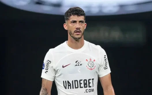 Corinthians renova contrato de Gustavo Henrique e acerta extensão de jovem
