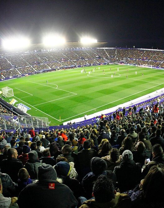 Levante x Real Madrid: onde assistir e prováveis escalações